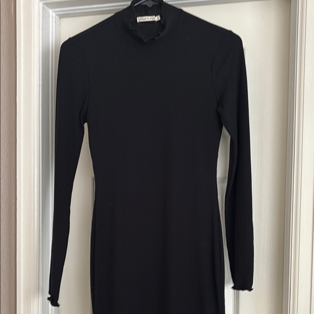 Heart & Hips Black Long Sleeve Dress